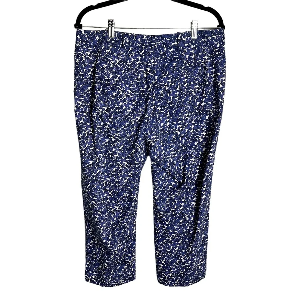 Signature - Blue & White‎ Floral Capri Pants - Sz. 8